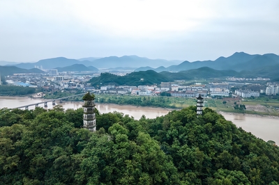 臨海最奇特的山 高百余米坐擁四座古塔，藏臺州唯一元塔